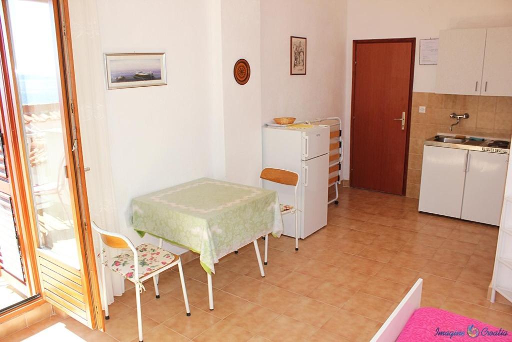 Studio Apartment In Pisak With Sea View, Balcony, Air Conditioning, Wi-Fi Luaran gambar